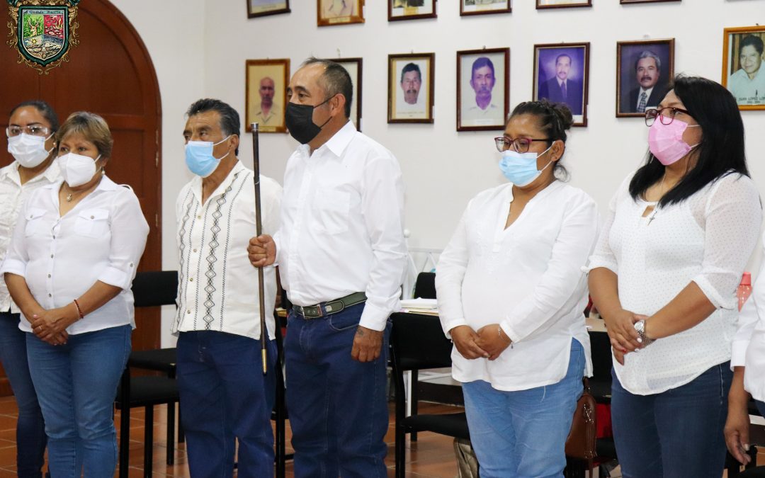 Toma de protesta Secretaria, Tesorero y Directores.