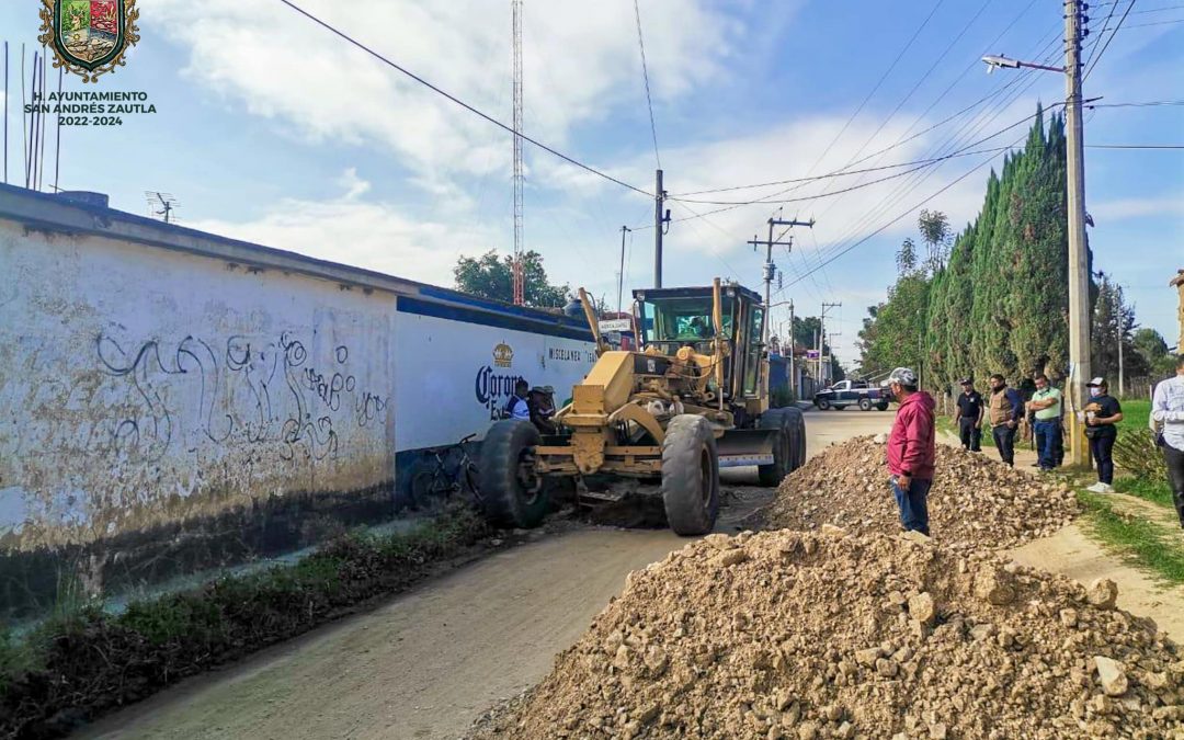 Suministro de Material Pétreo y Rastreo de la Calle Unión y Progreso en San Isidro Zautla.