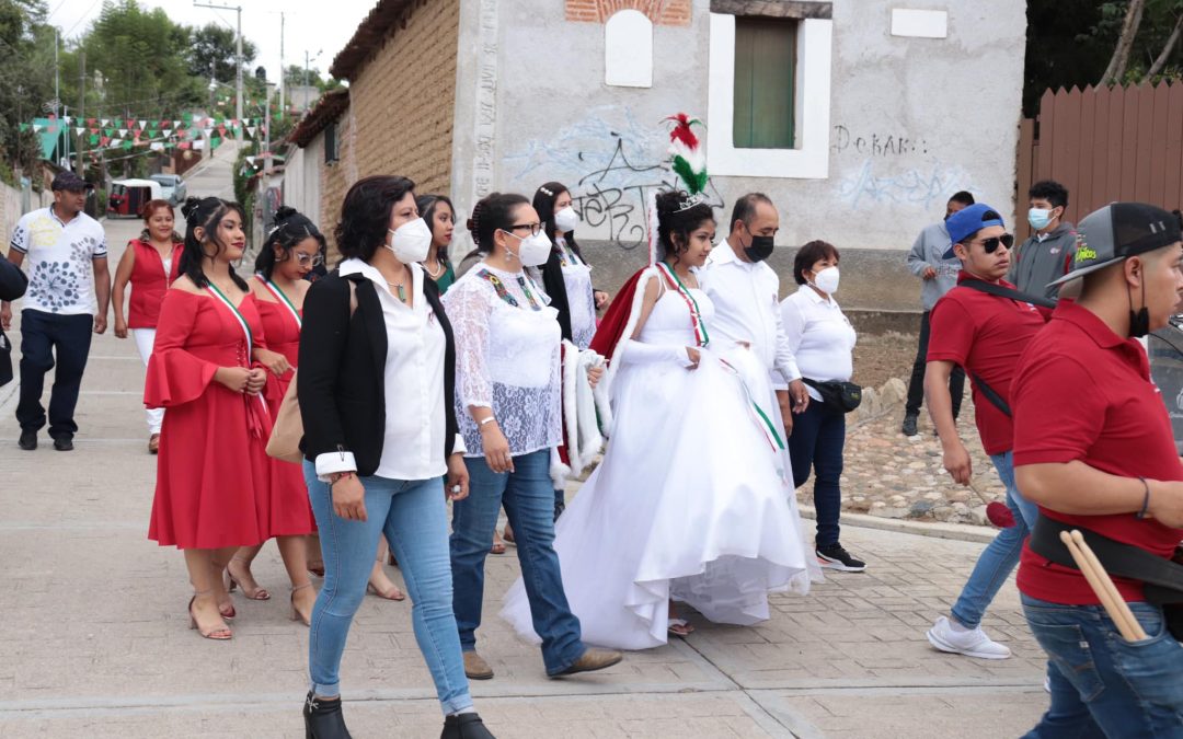 Desfile conmemorativo del 16 de Septiembre