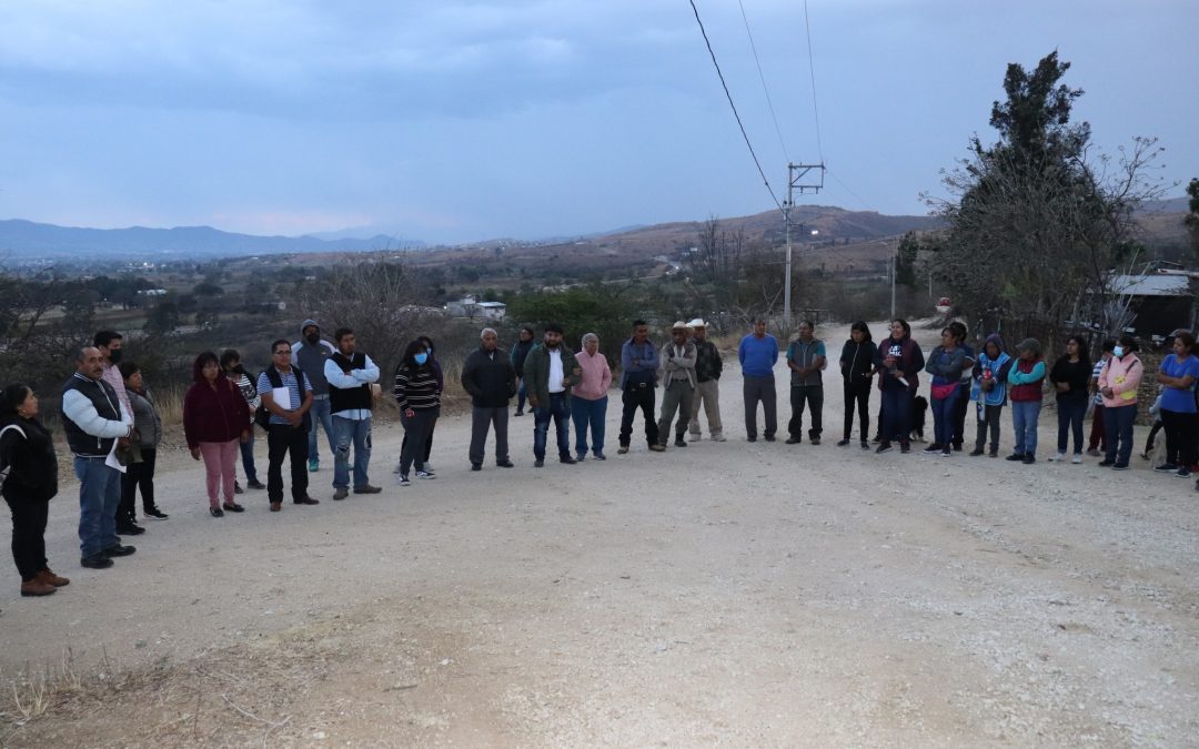 Ampliación de la Red de Energía Eléctrica, en la Colonia Nueva Esperanza.