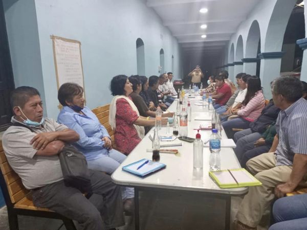 Reunión con la autoridad de Santo Tomás Mazaltepec.