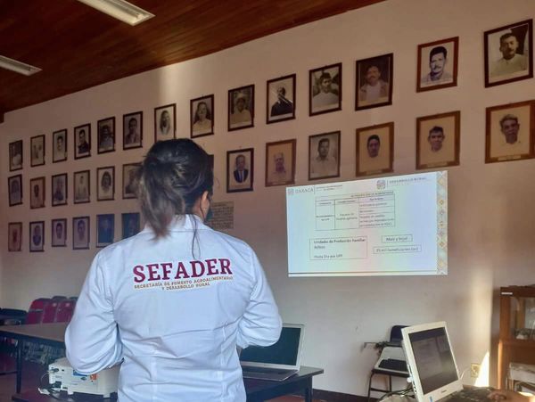 Reunión con la Secretaria de Fomento Agroalimentario y Desarrollo Rural (SEFADER).